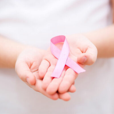 3 helpful tips to manage breast cancer