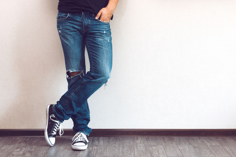 7 must-have jeans types for fashion enthusiasts