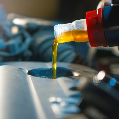 6 Mistakes to Avoid When Changing Engine Oil