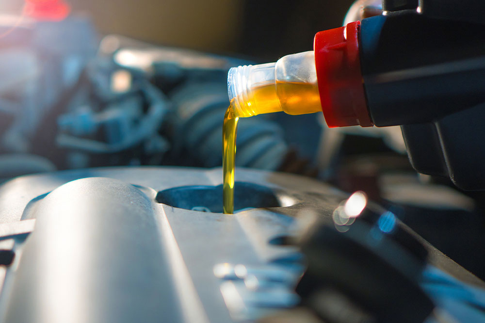 6 Mistakes to Avoid When Changing Engine Oil